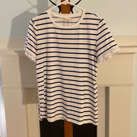 Ninexis Tops - Ninexis T